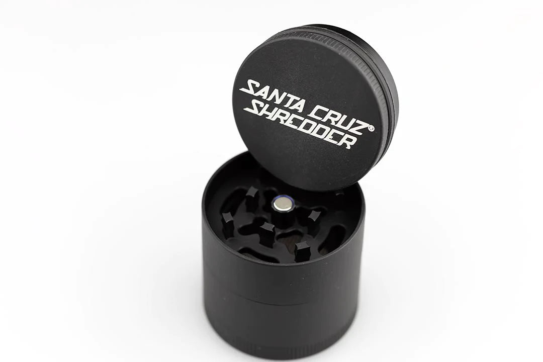 Santa Cruz Shredder - 4 Piece Grinder