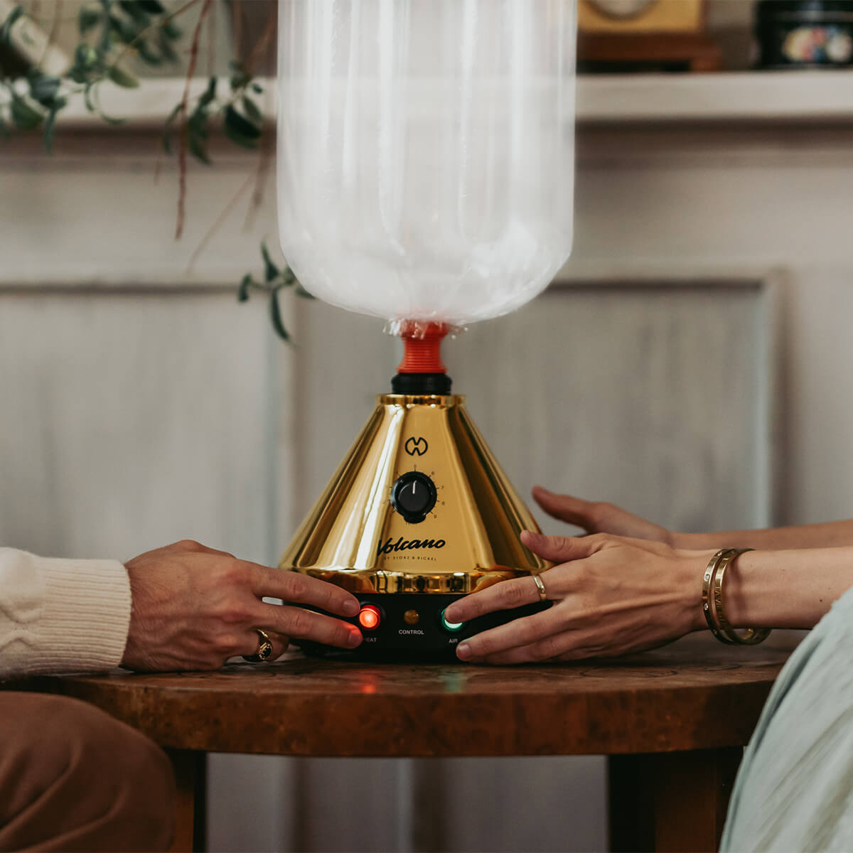 Desktop vaporizer for at home